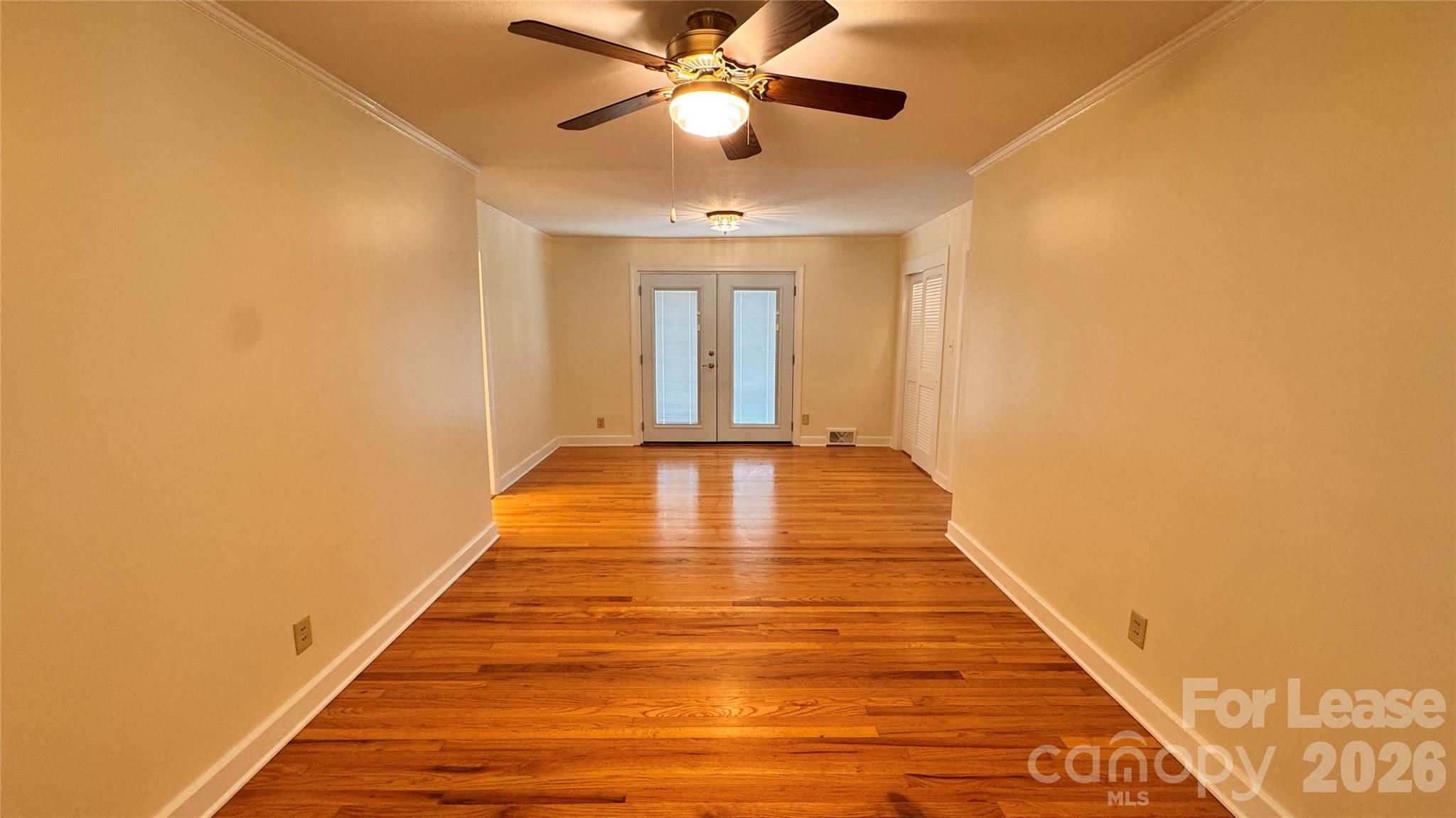 690 Brookdale Drive Property Photo 15