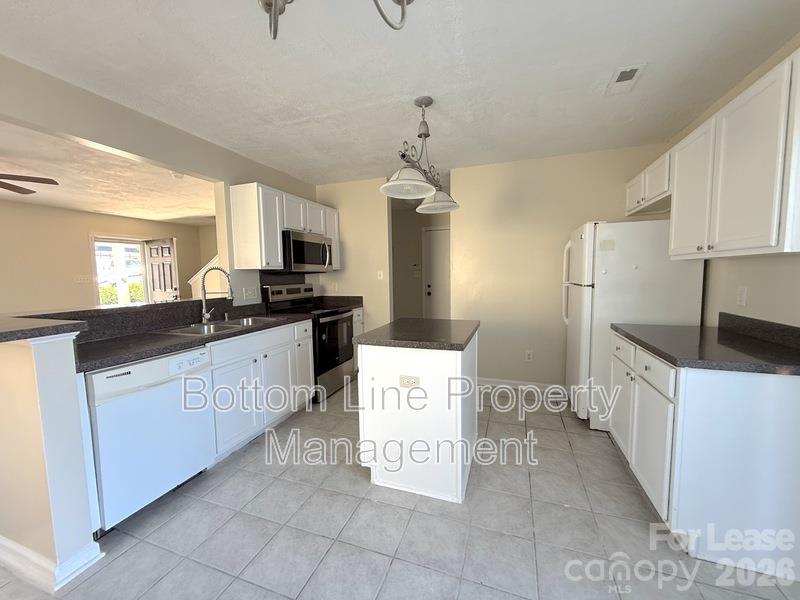 10415 Katie Creek Court Property Photo 6