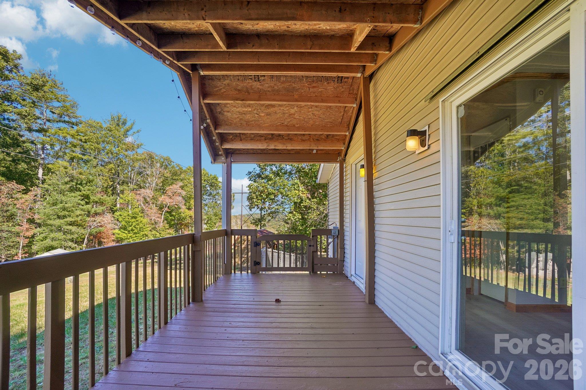 202 Banyan Road Property Photo 12