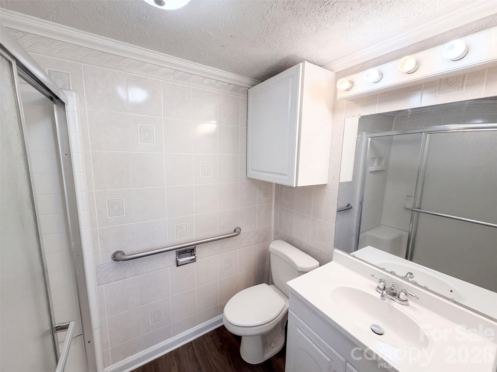 208 Elm Street Property Photo 16