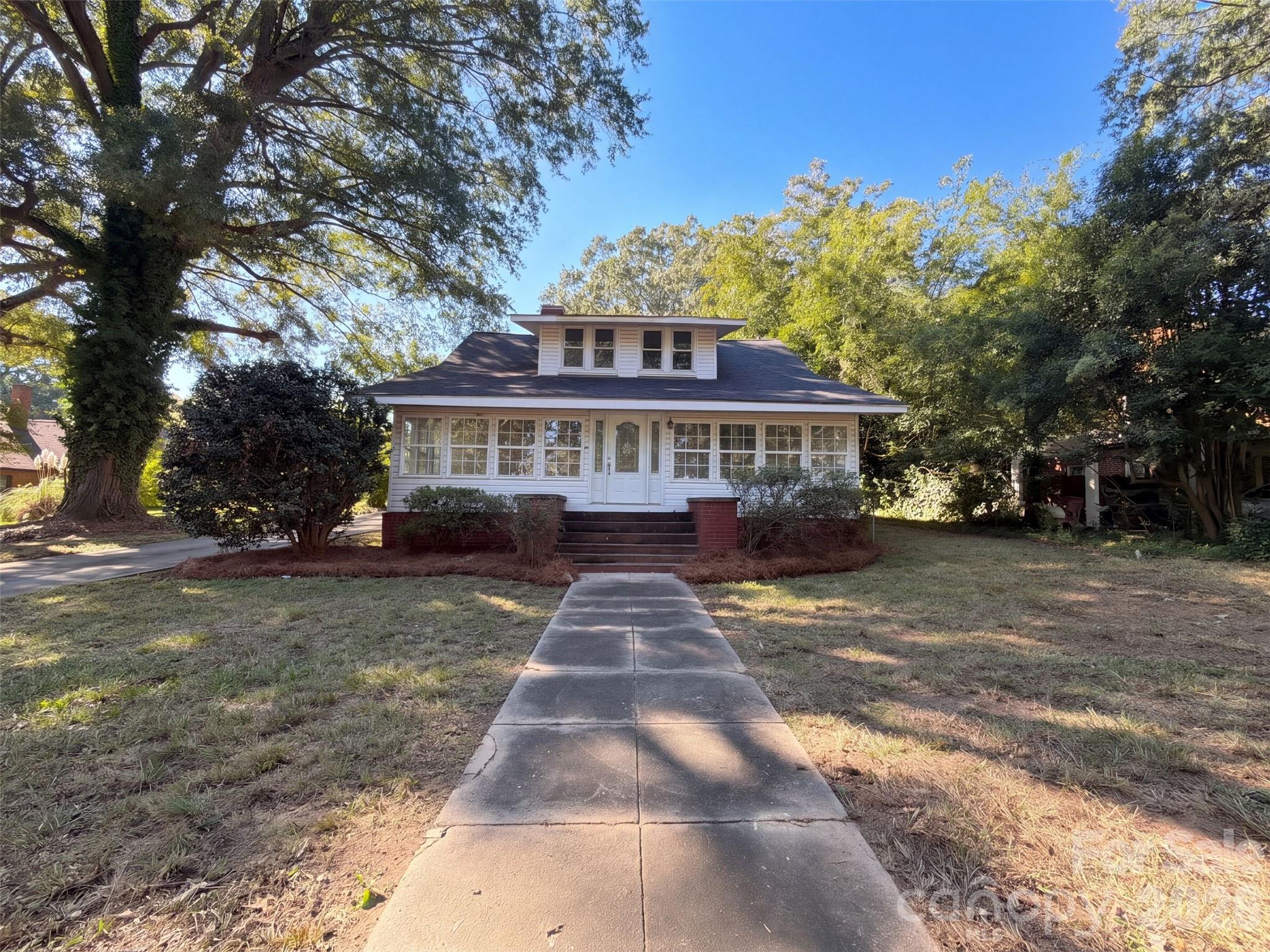 208 Elm Street Property Photo 20