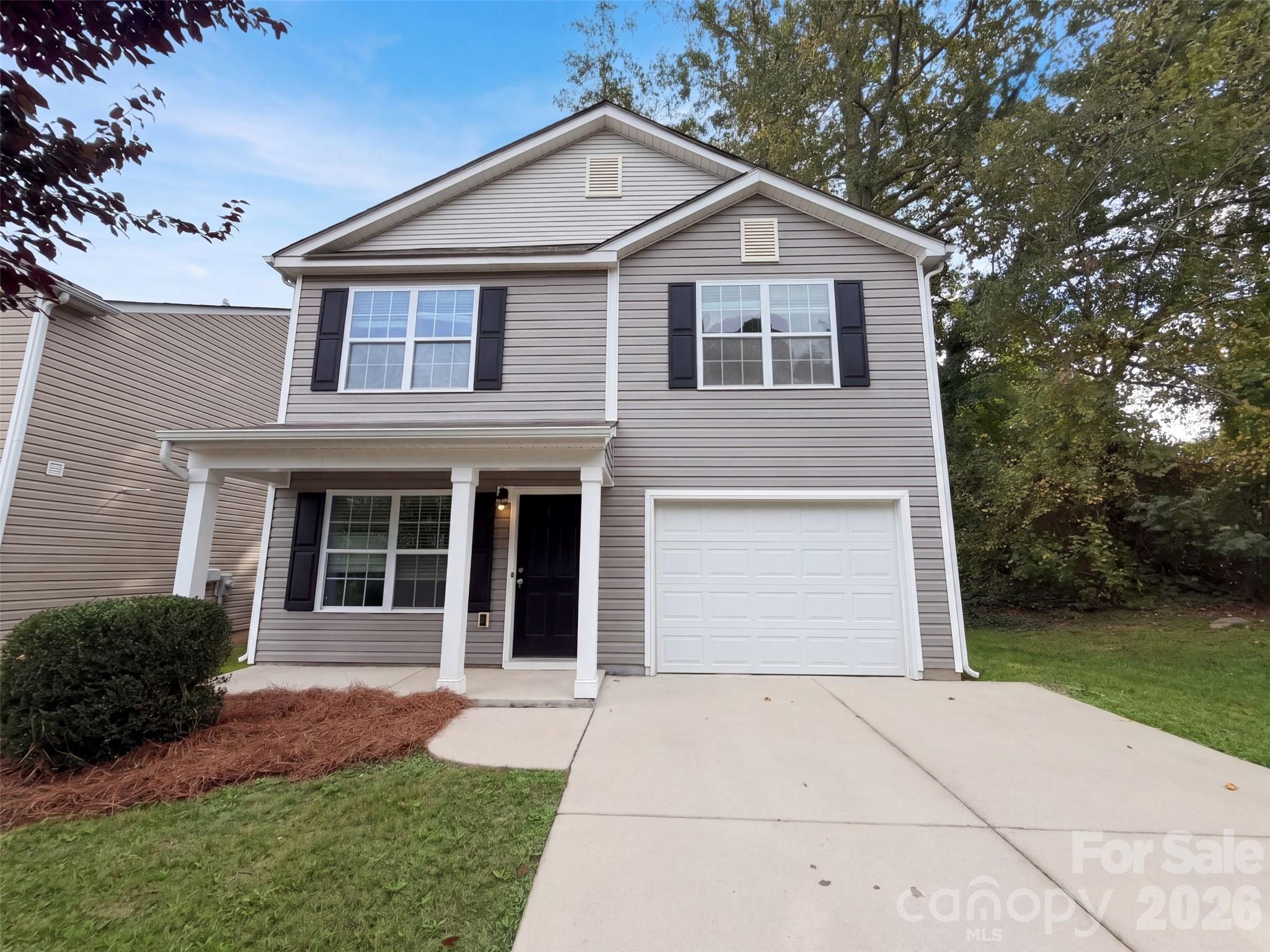 900 Etta Place Property Photo 1