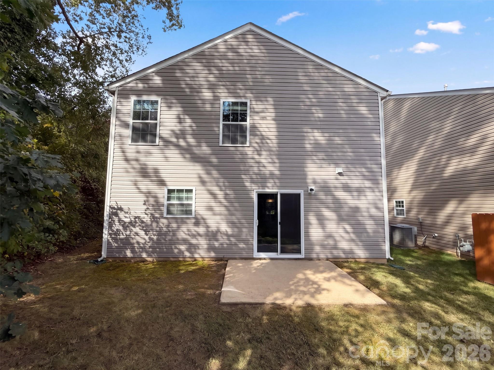 900 Etta Place Property Photo 5