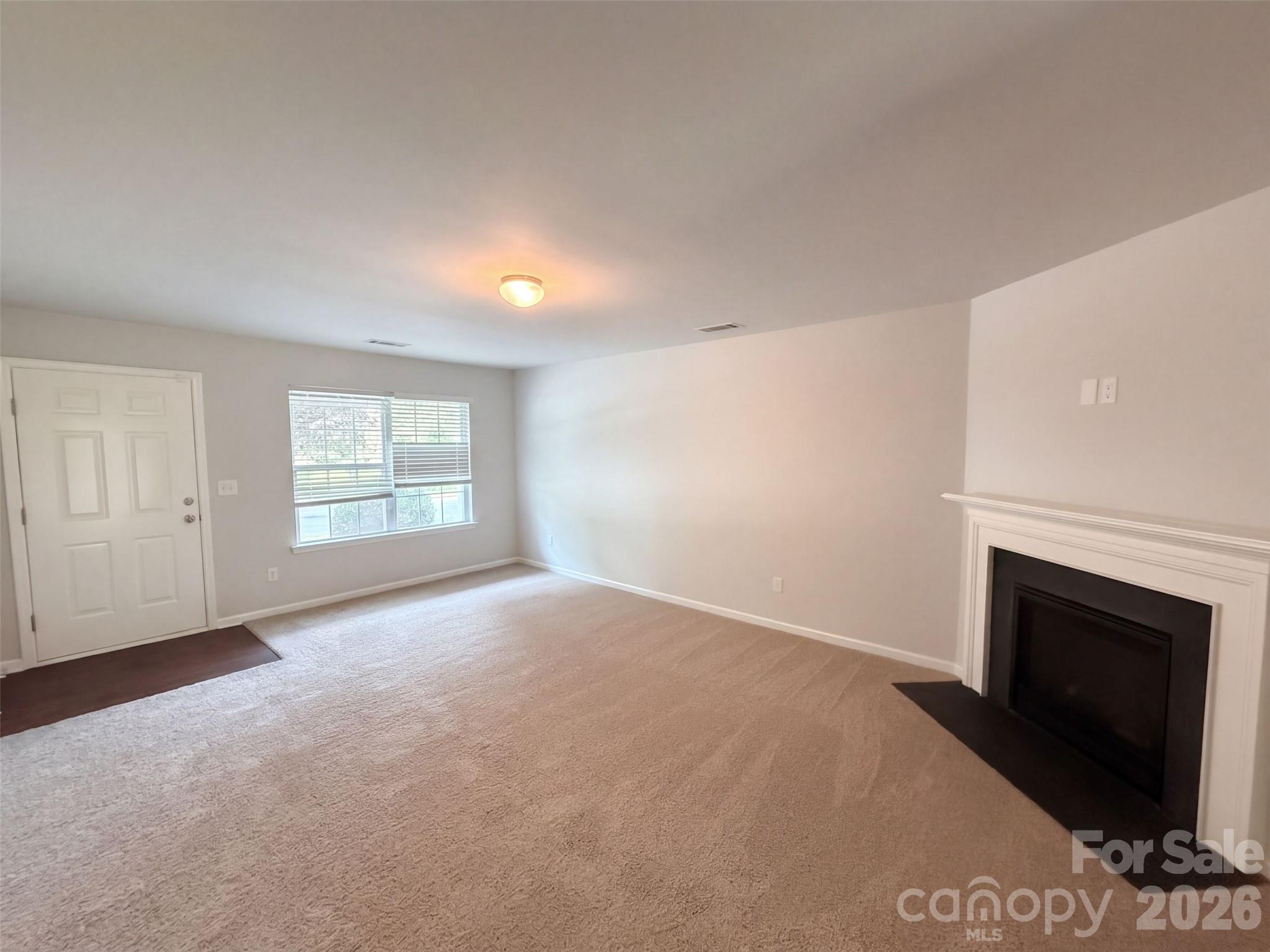 900 Etta Place Property Photo 6