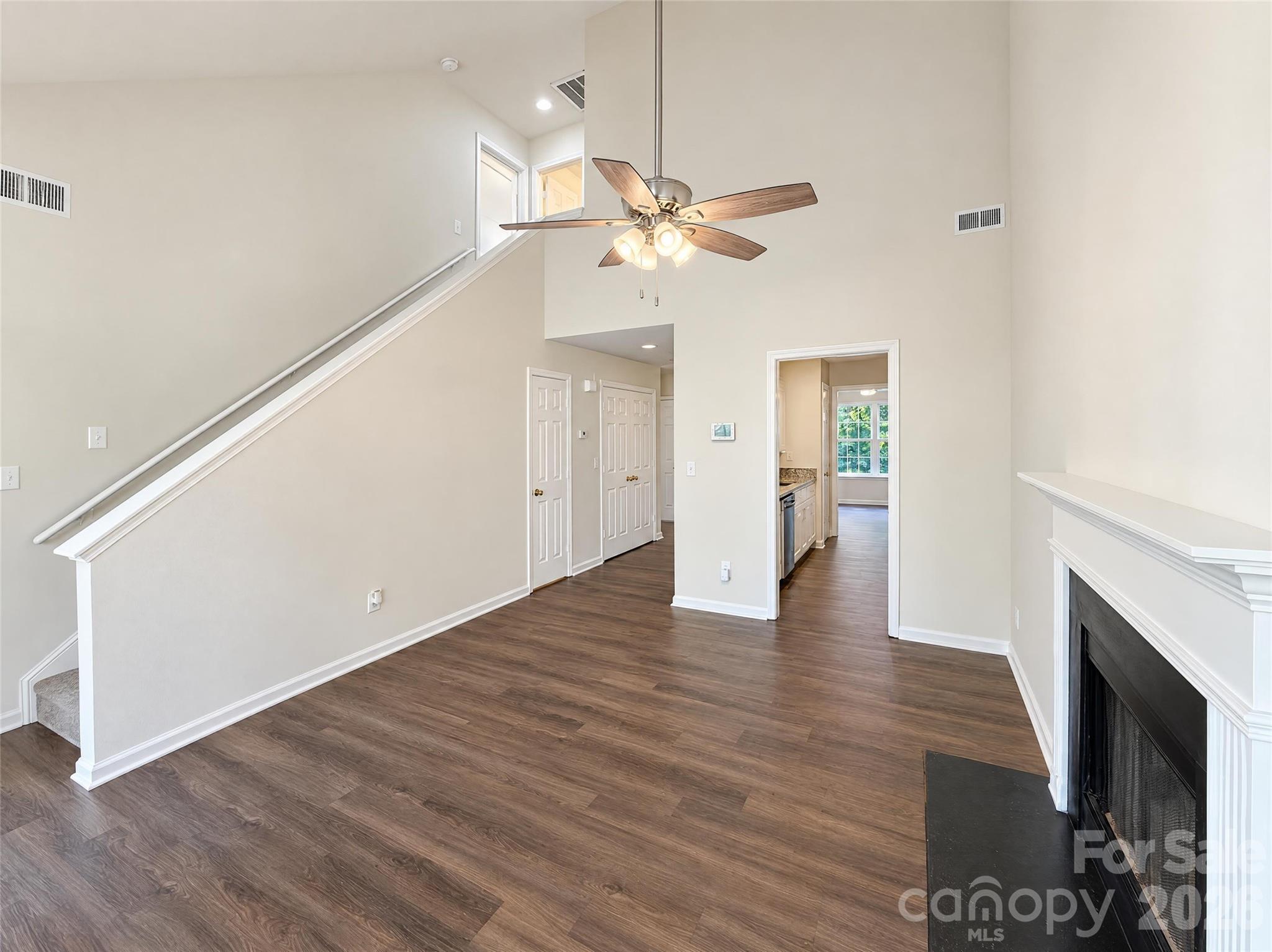 8603 Berrybrook Lane Property Photo 7