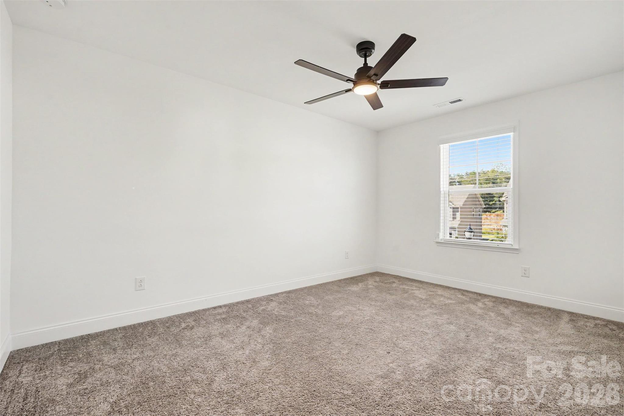 19221 Yellow Birch Drive Property Photo 19
