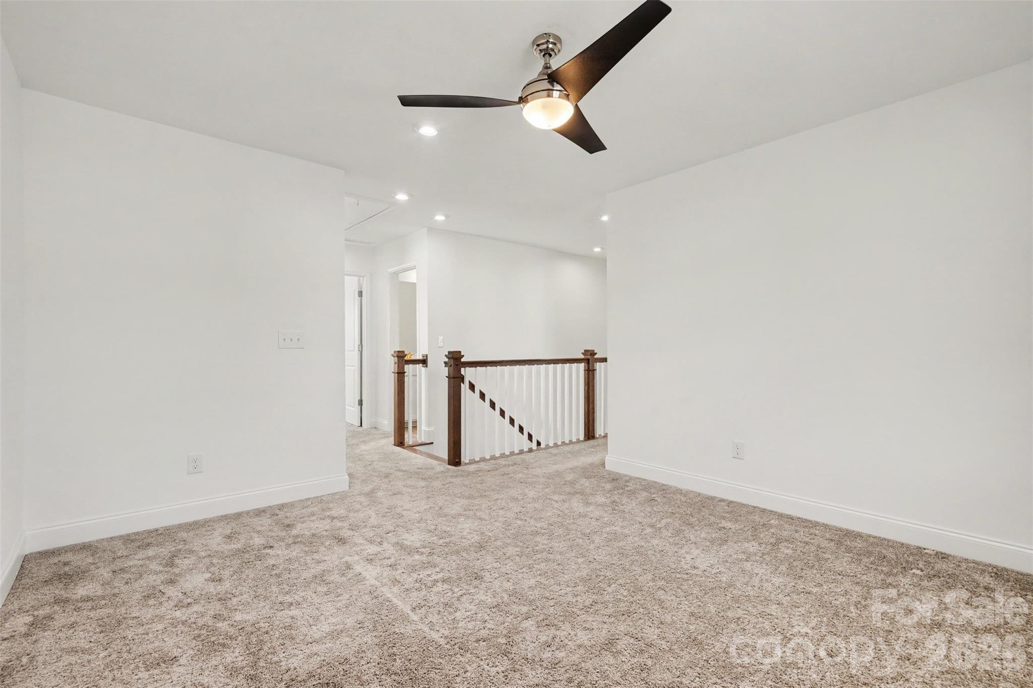 19221 Yellow Birch Drive Property Photo 21