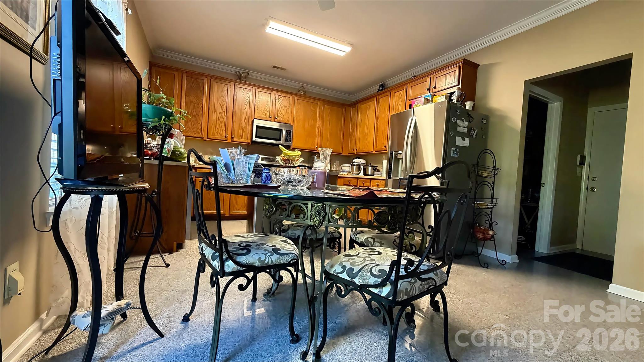 8428 Glaze Court Property Photo 10