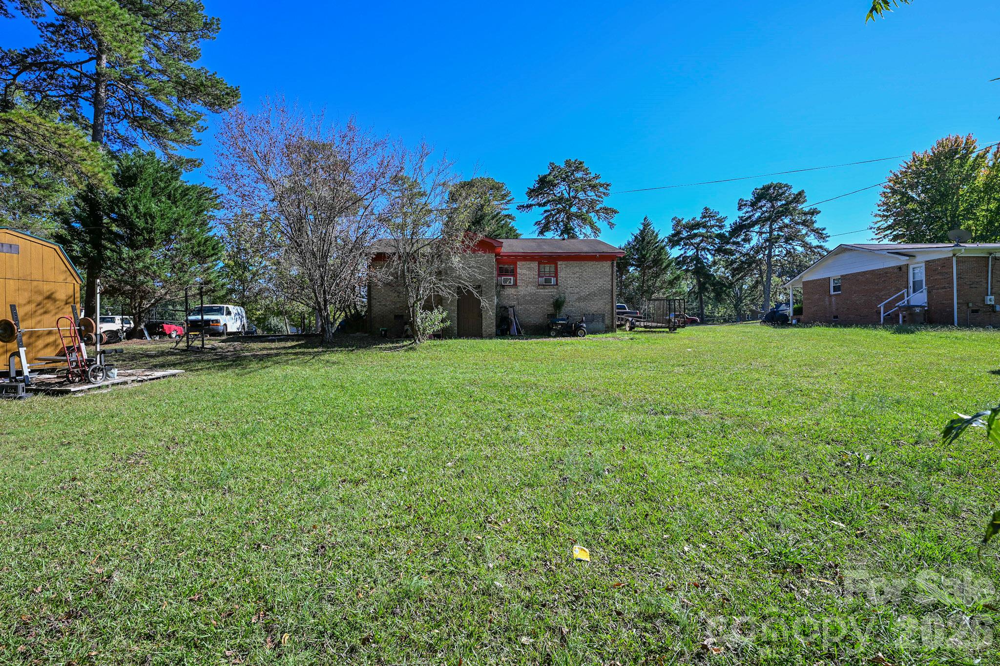 608 Sturdivant Street Property Photo 4
