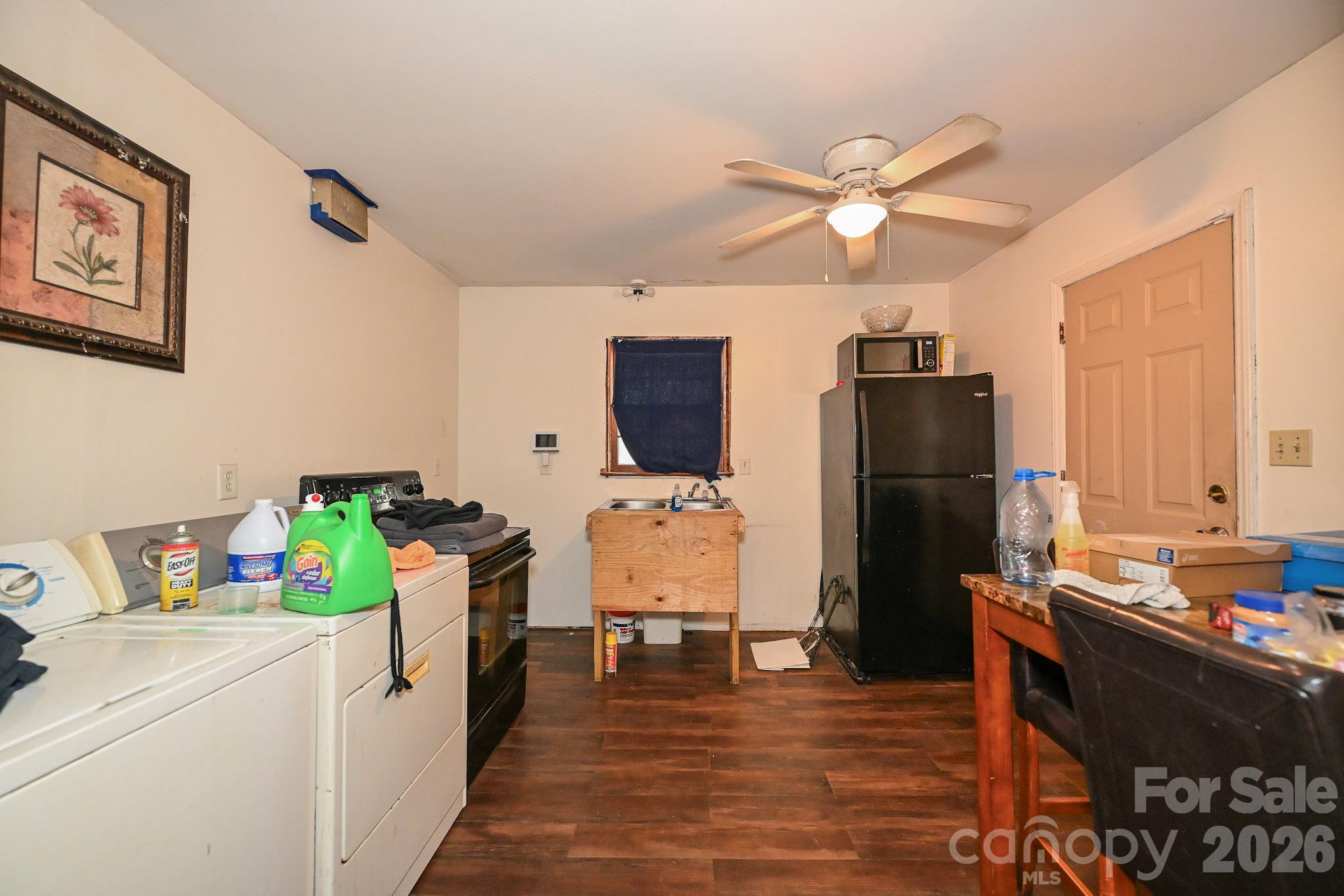 608 Sturdivant Street Property Photo 7