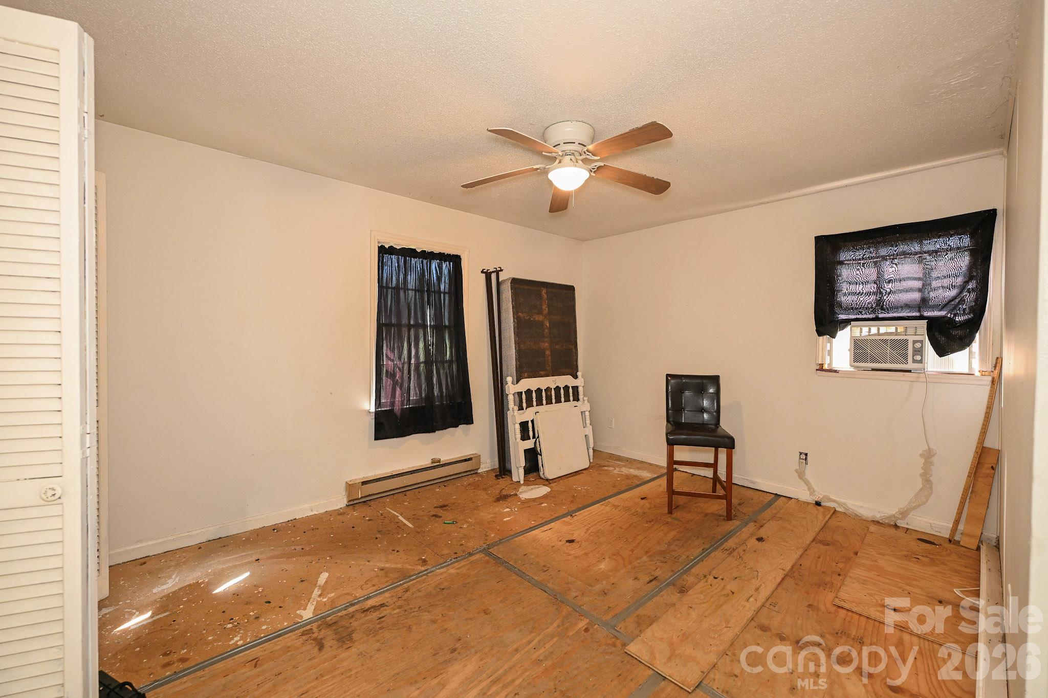 608 Sturdivant Street Property Photo 11