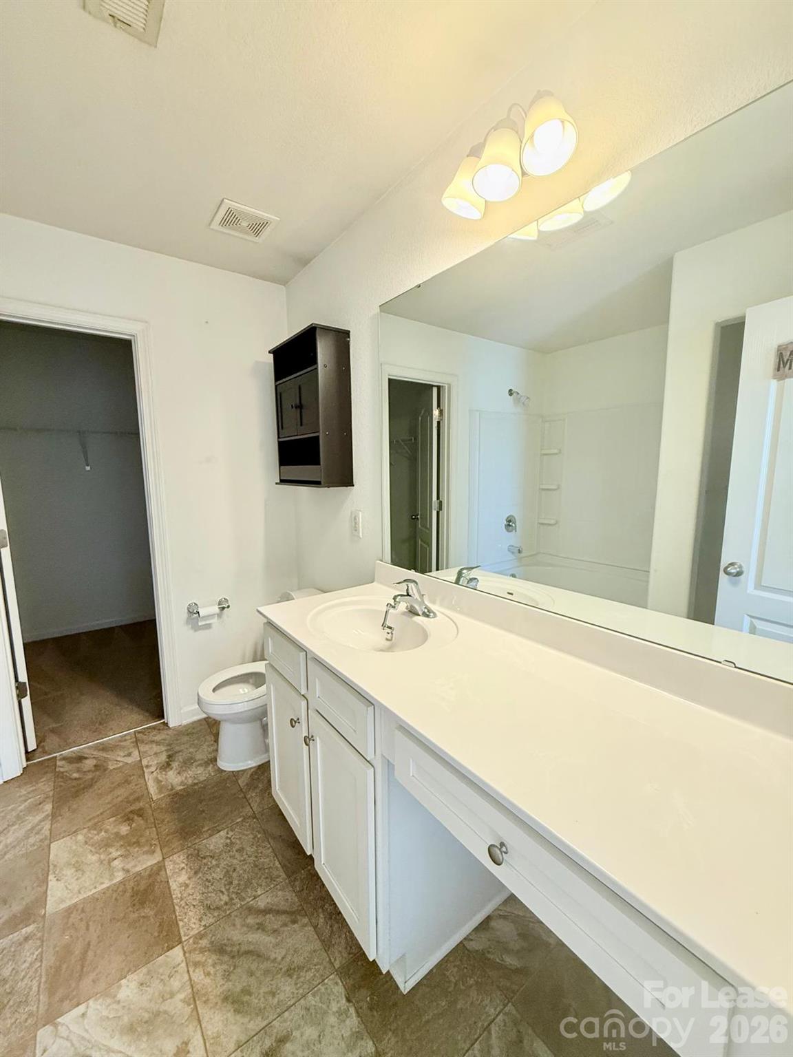 2101 Talbert Court Property Photo 16