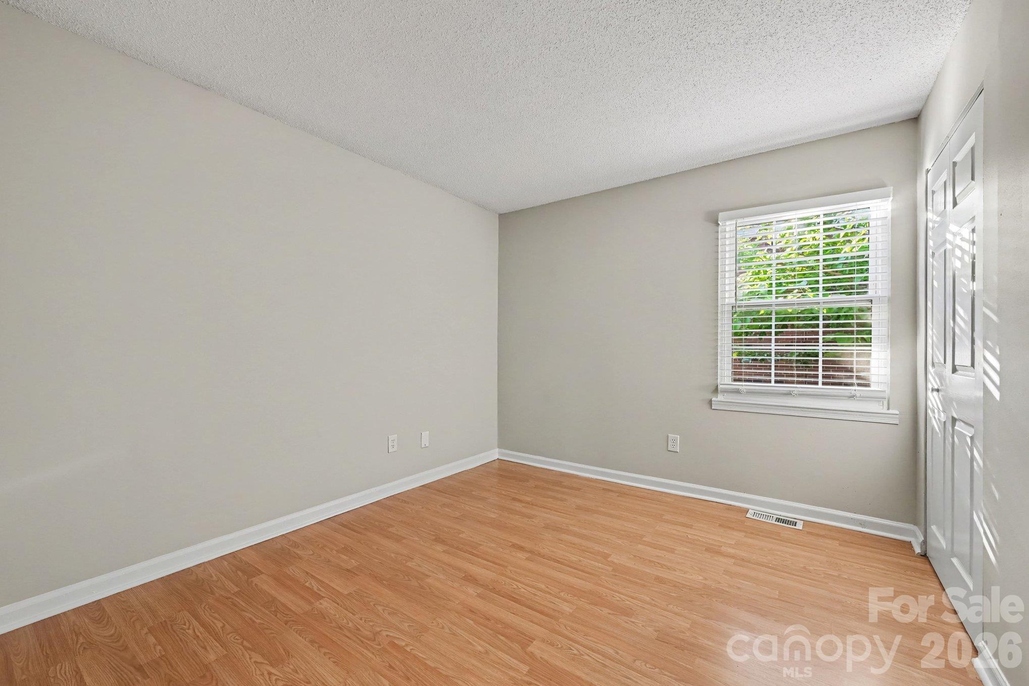 11059 Hunter Trail Lane Property Photo 11