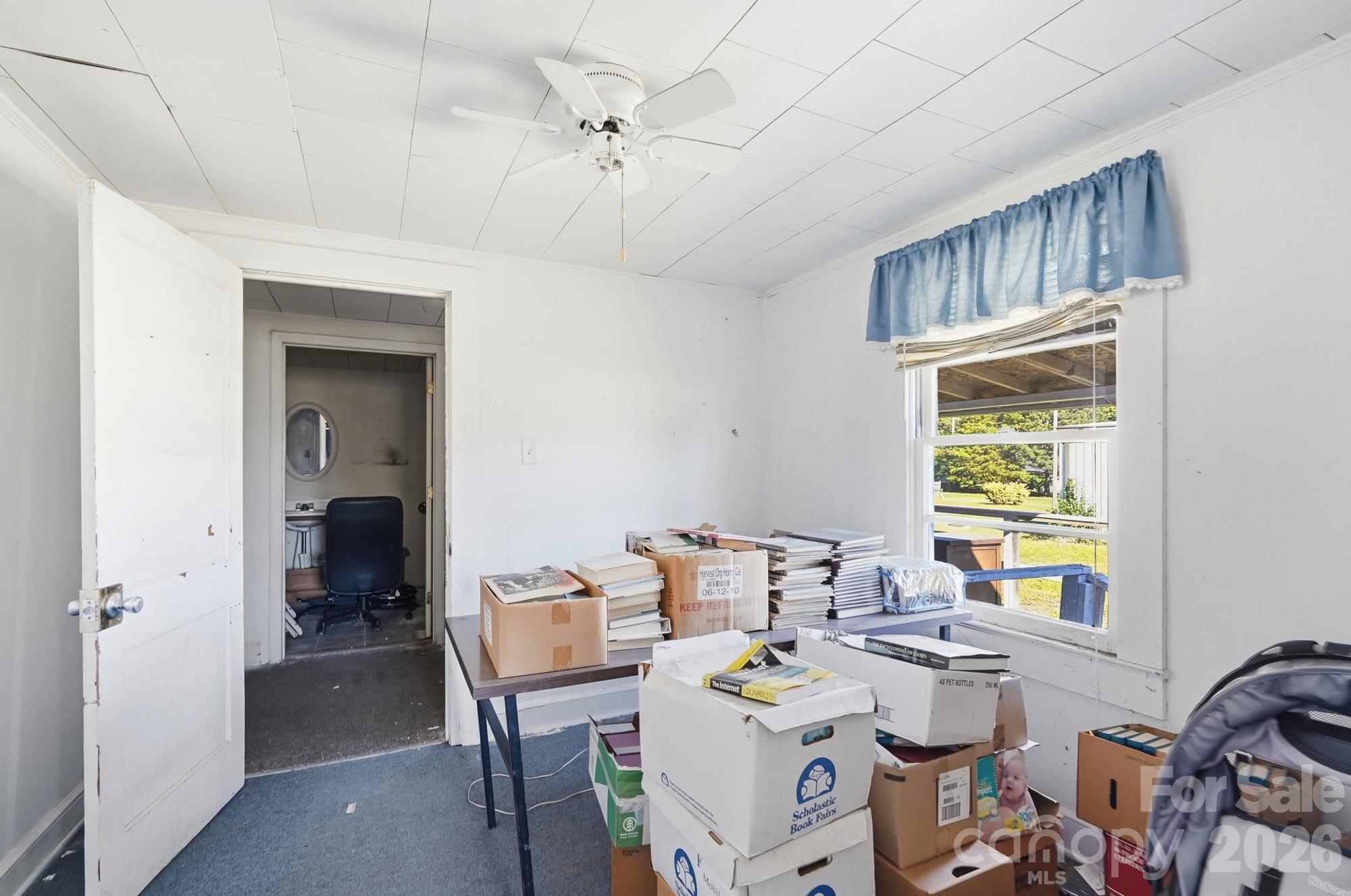 706 Old North Main Street Property Photo 15