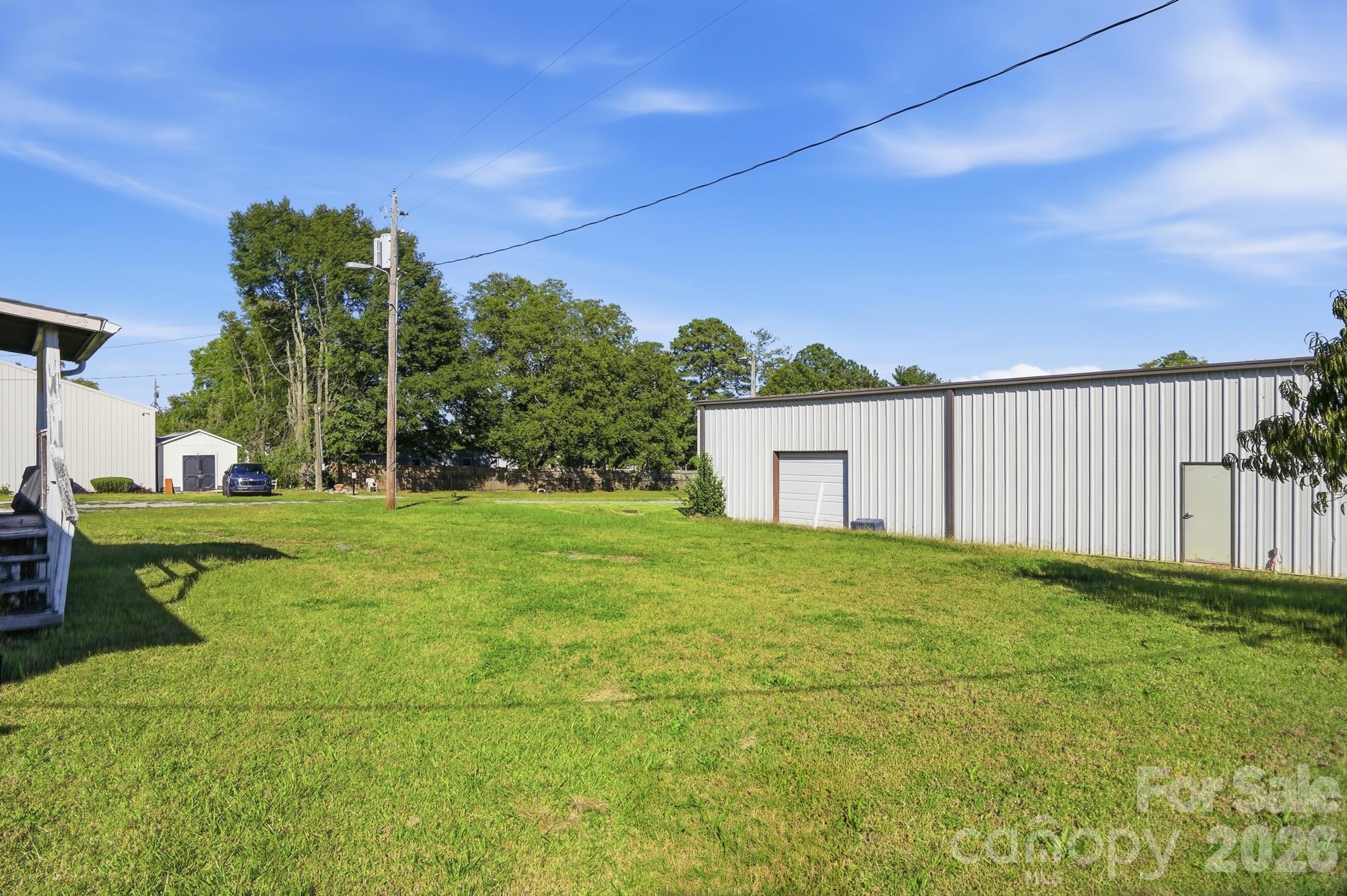 706 Old North Main Street Property Photo 40