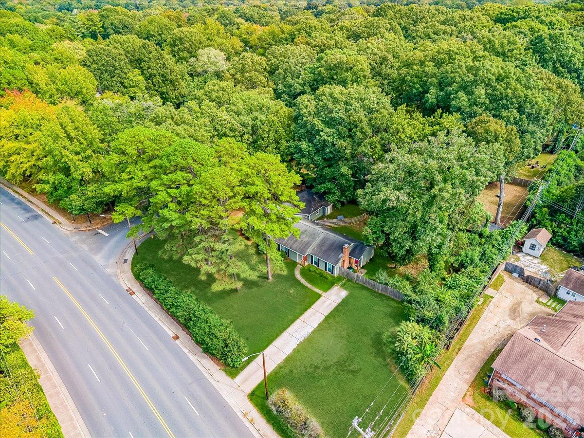 6000 Gate Post Road Property Photo 1