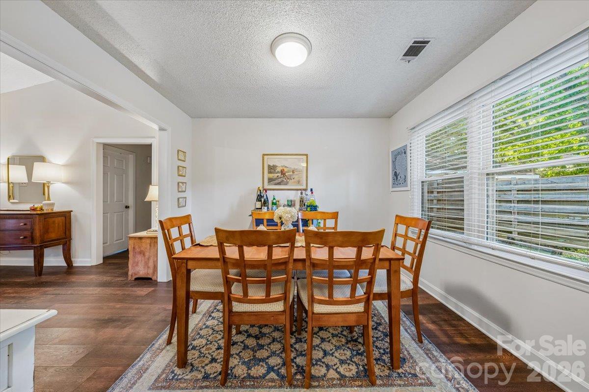 6000 Gate Post Road Property Photo 20