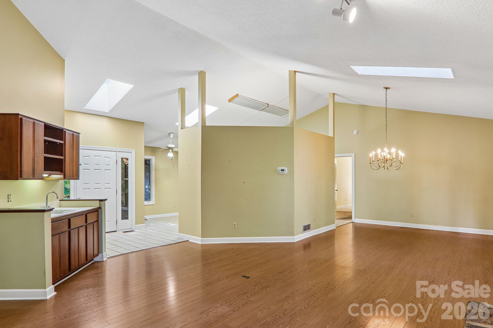 108 Kenwood Drive Property Photo 10
