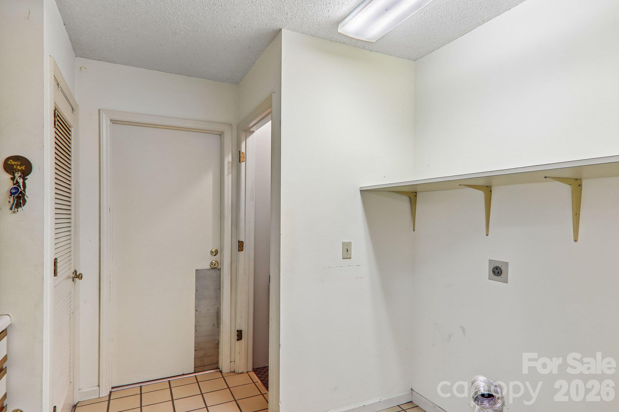 108 Kenwood Drive Property Photo 28