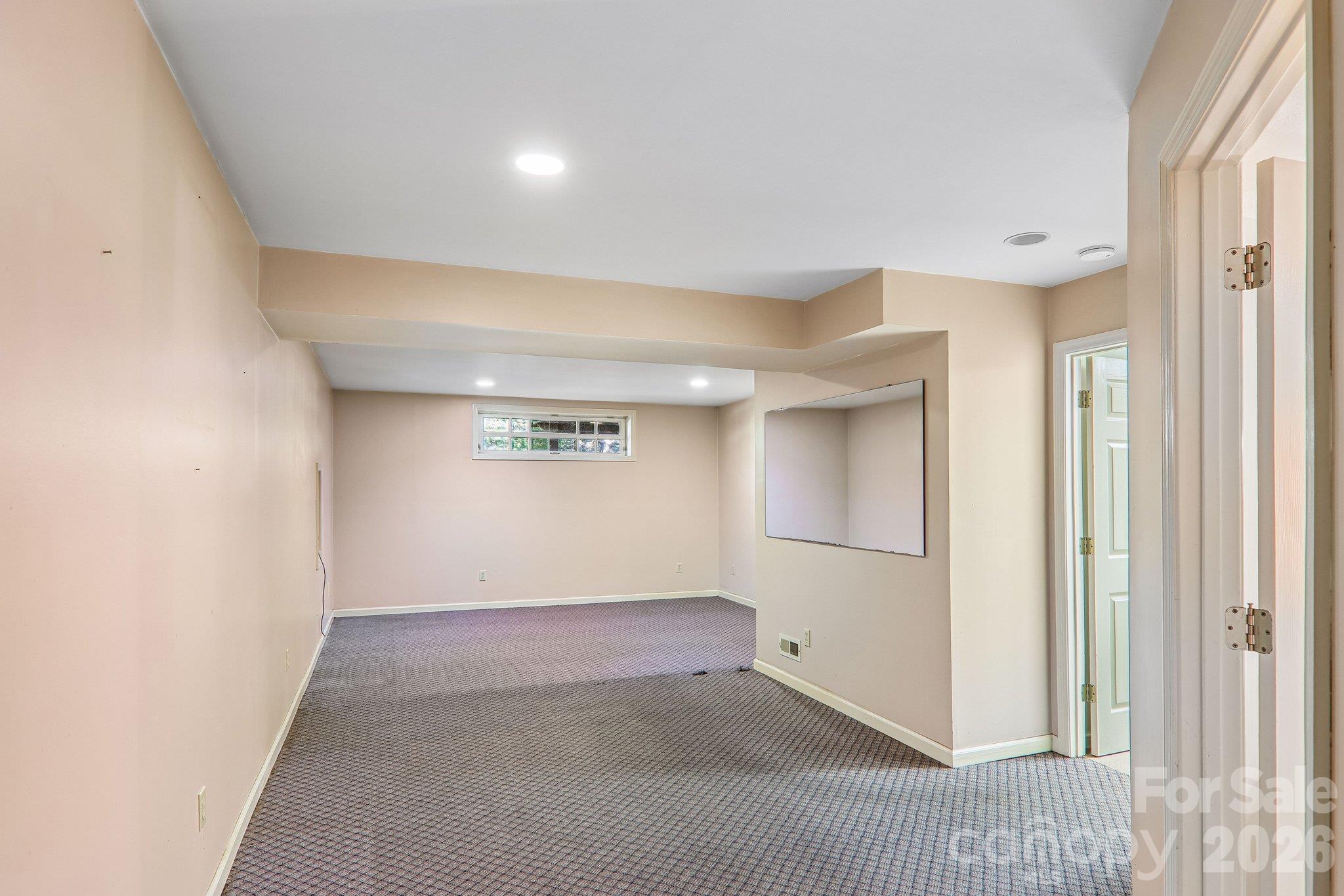 108 Kenwood Drive Property Photo 30