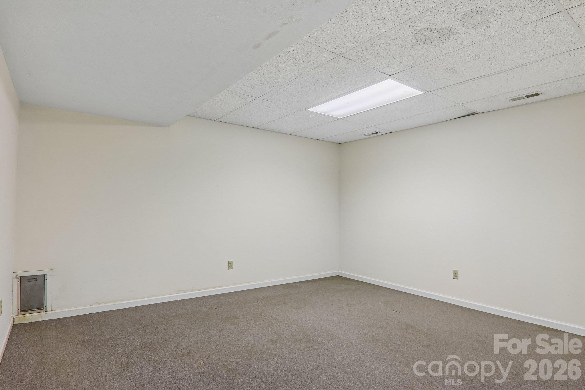 108 Kenwood Drive Property Photo 35