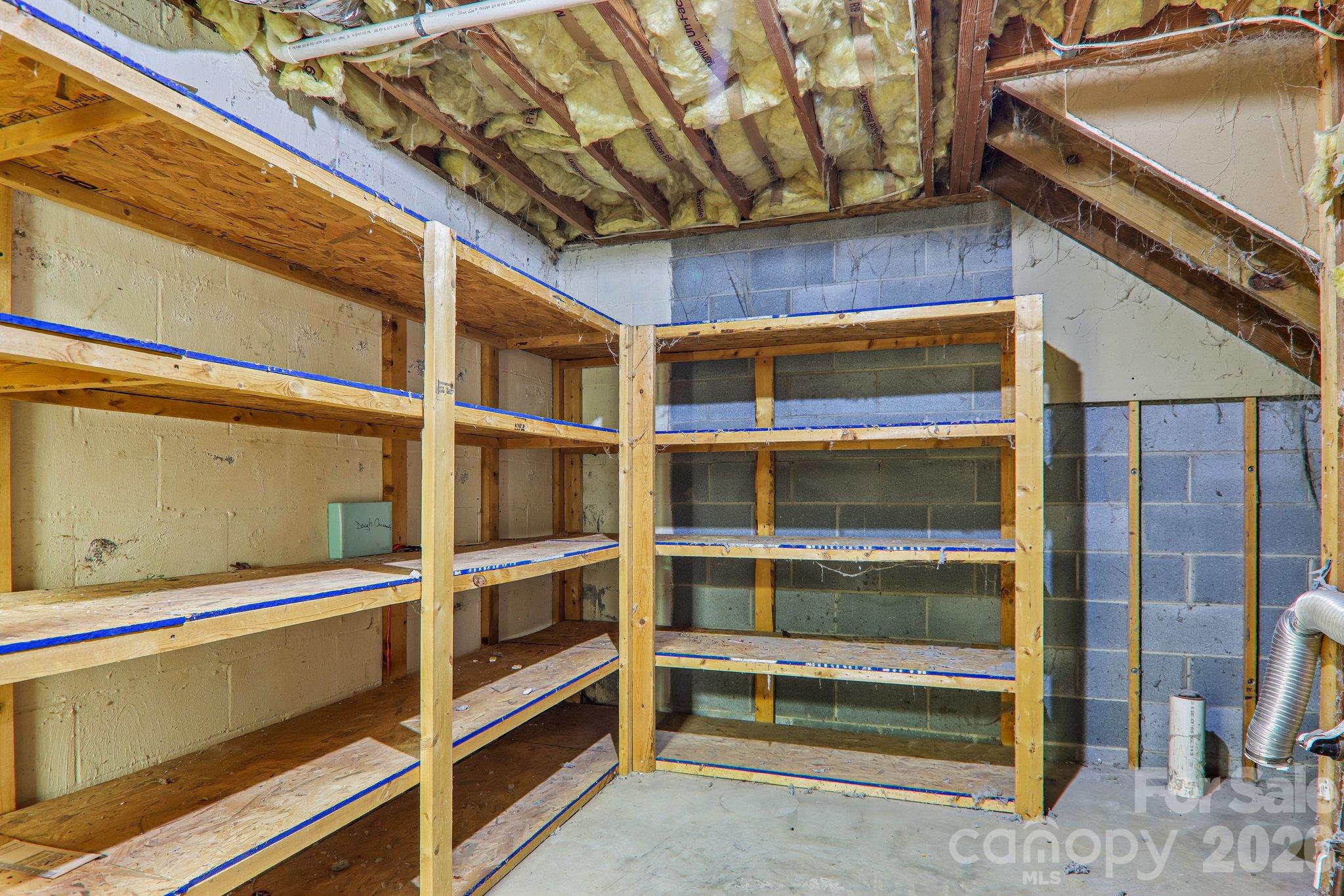 108 Kenwood Drive Property Photo 37