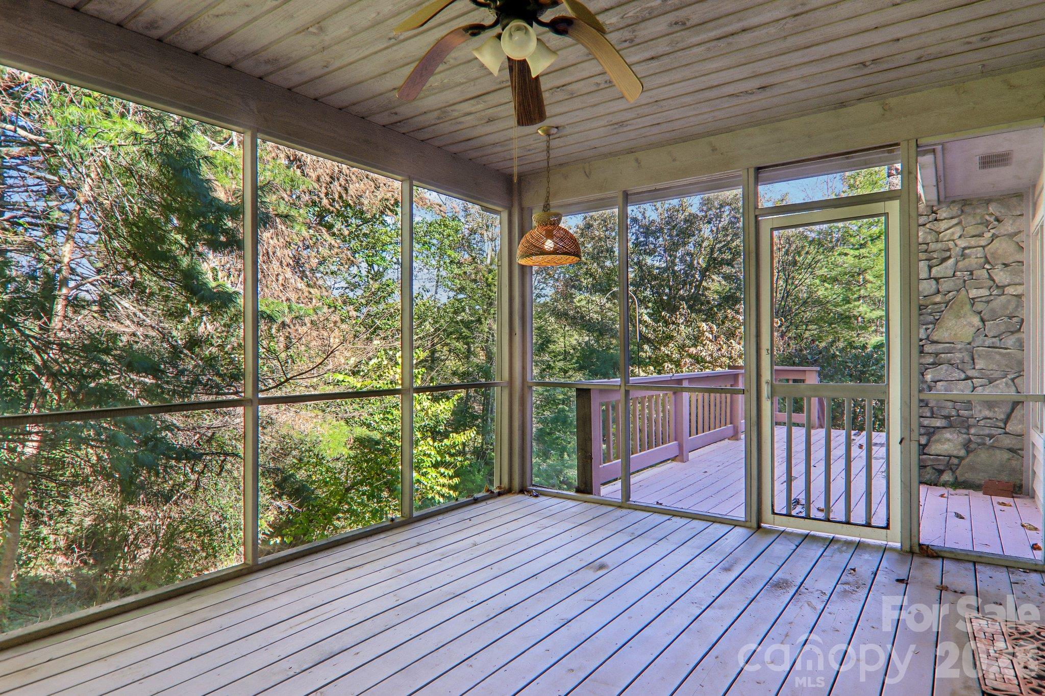 108 Kenwood Drive Property Photo 38