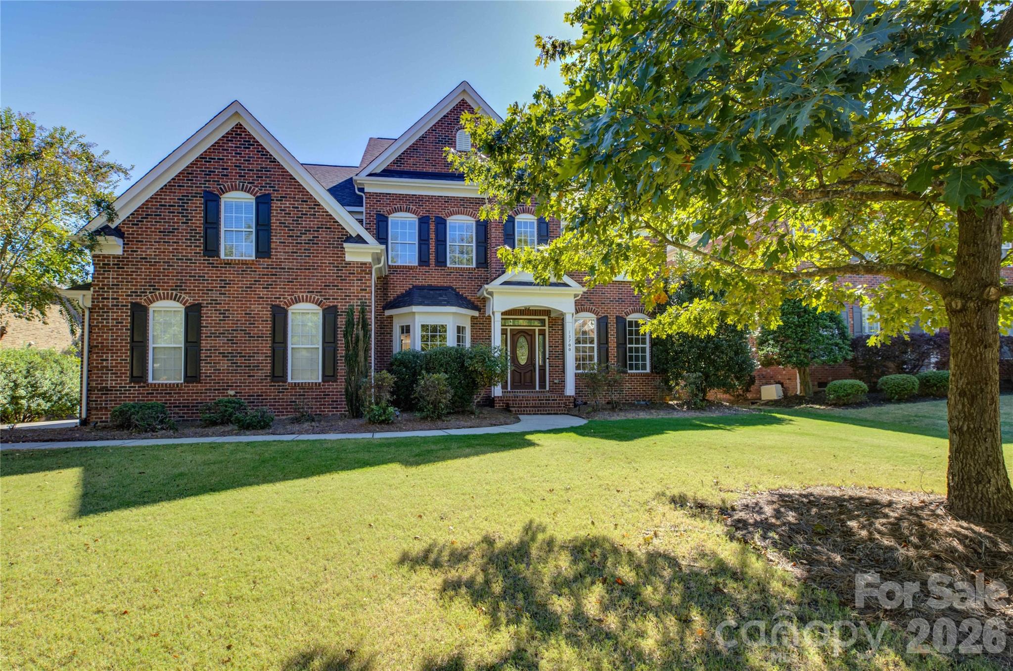 13700 Glen Abbey Drive Property Photo 1