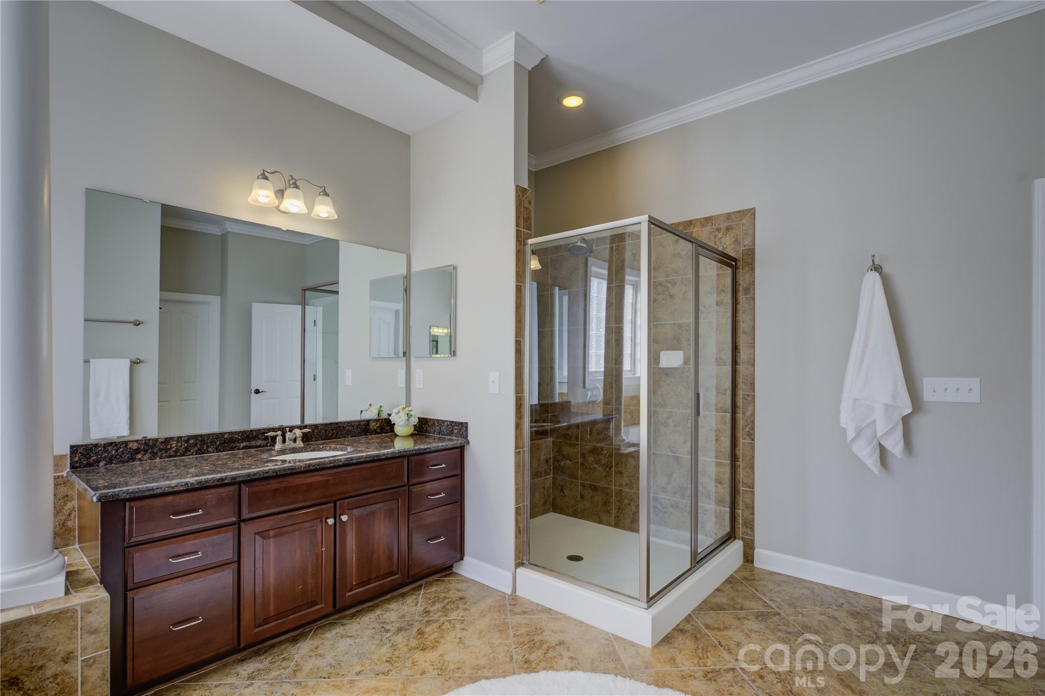 13700 Glen Abbey Drive Property Photo 28