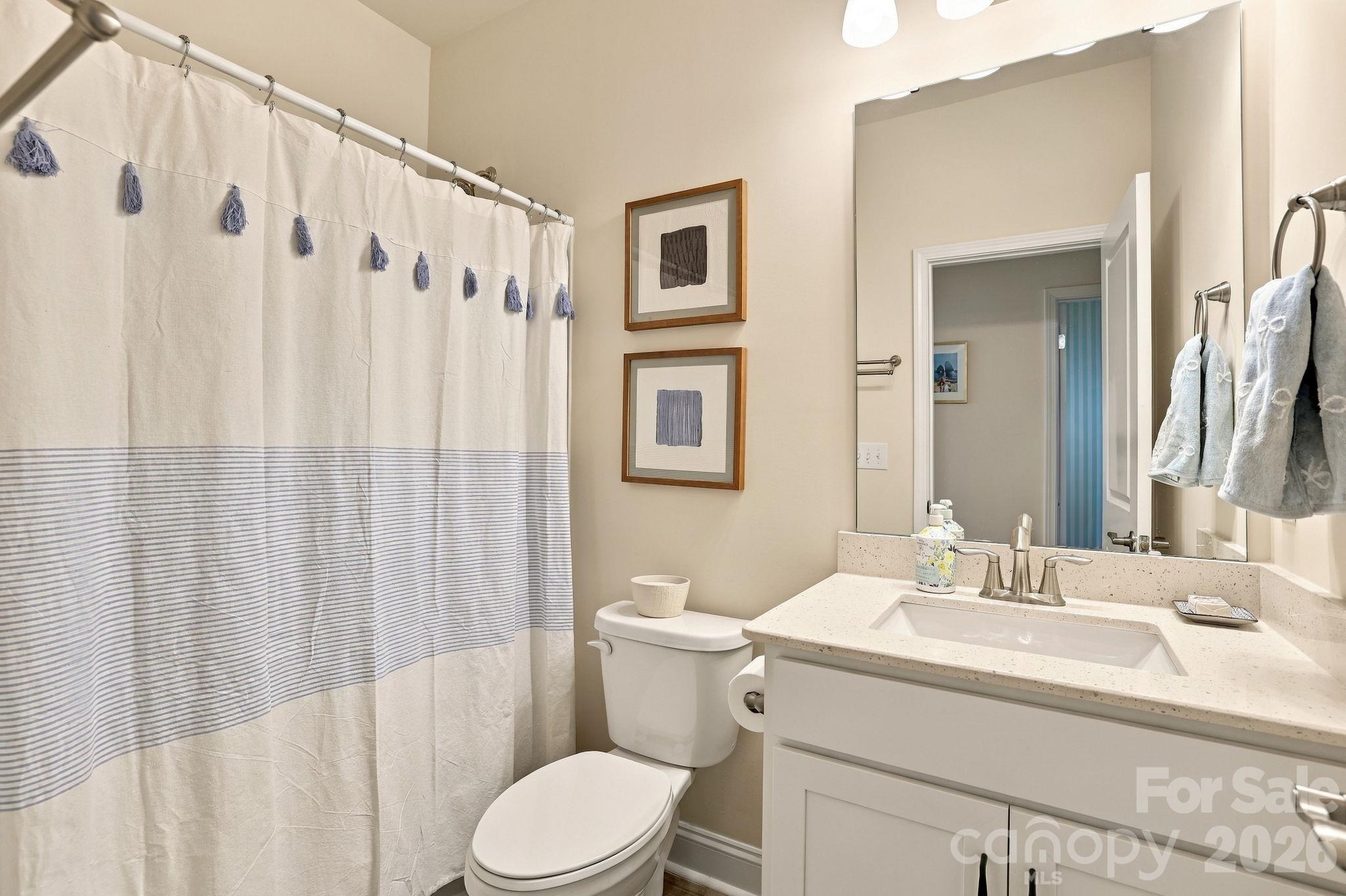 19201 Yellow Birch Drive Property Photo 13