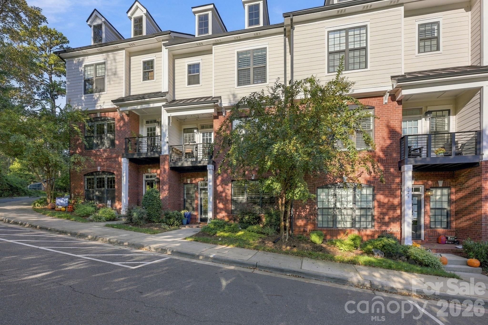 519 Griffith Village Lane Property Photo 1