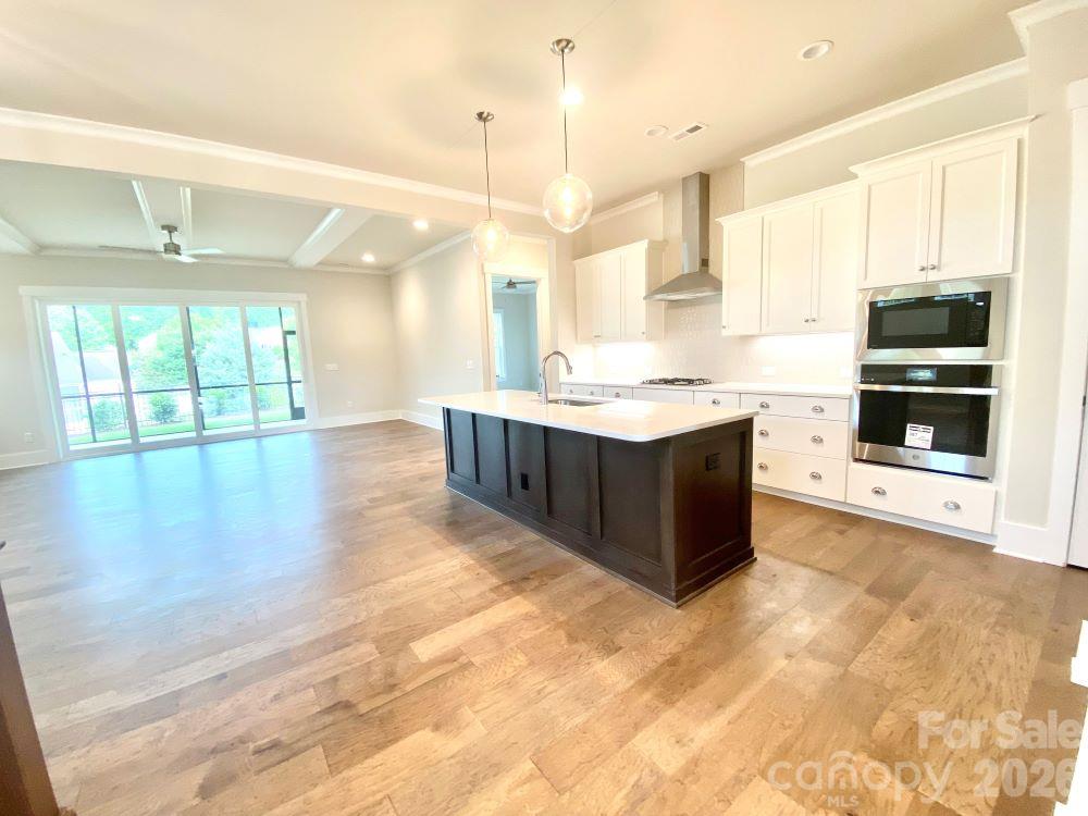 2972 Alveston Drive Property Photo 4