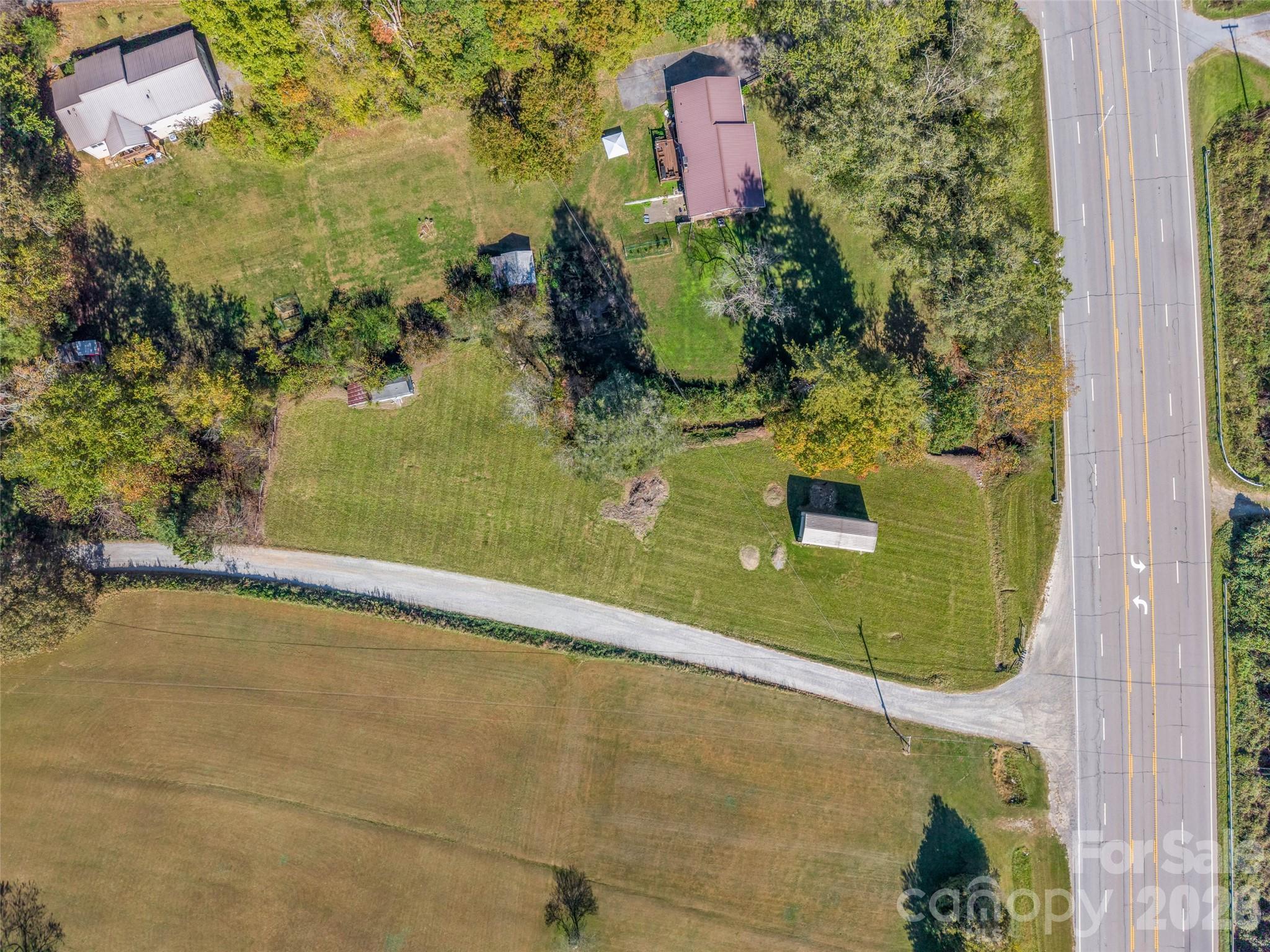 24 Snyder Lane Property Photo 36