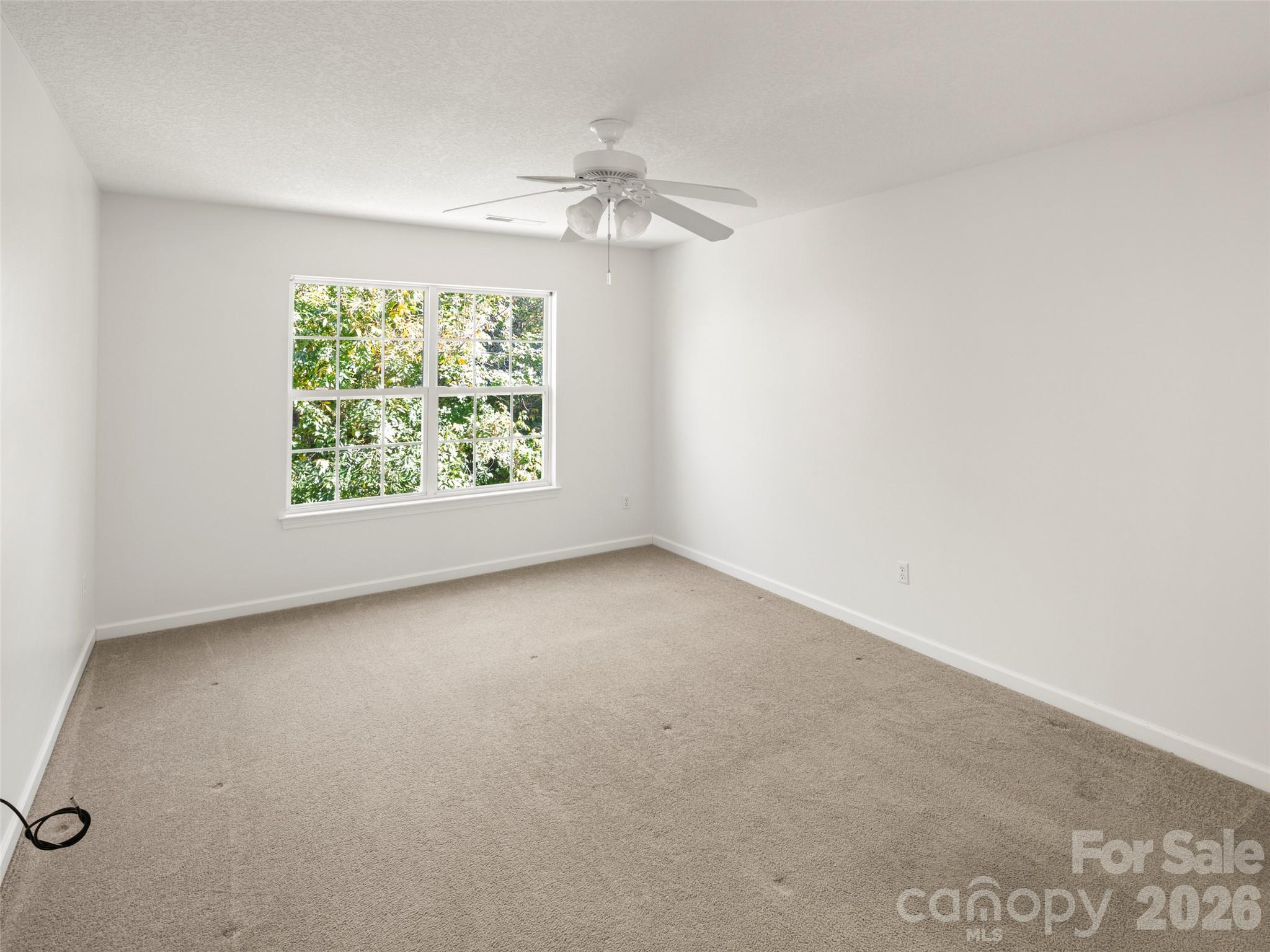206 Waters Edge Drive Property Photo 17