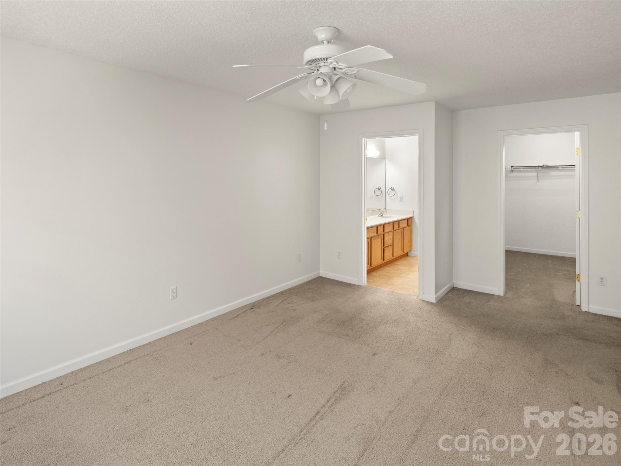 206 Waters Edge Drive Property Photo 19