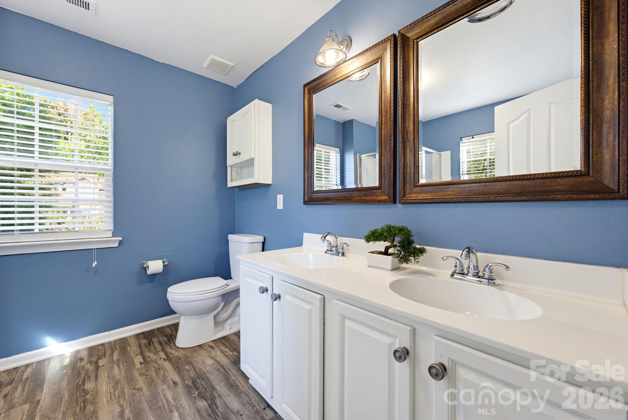 15850 Circlegreen Drive 41 Property Photo 14