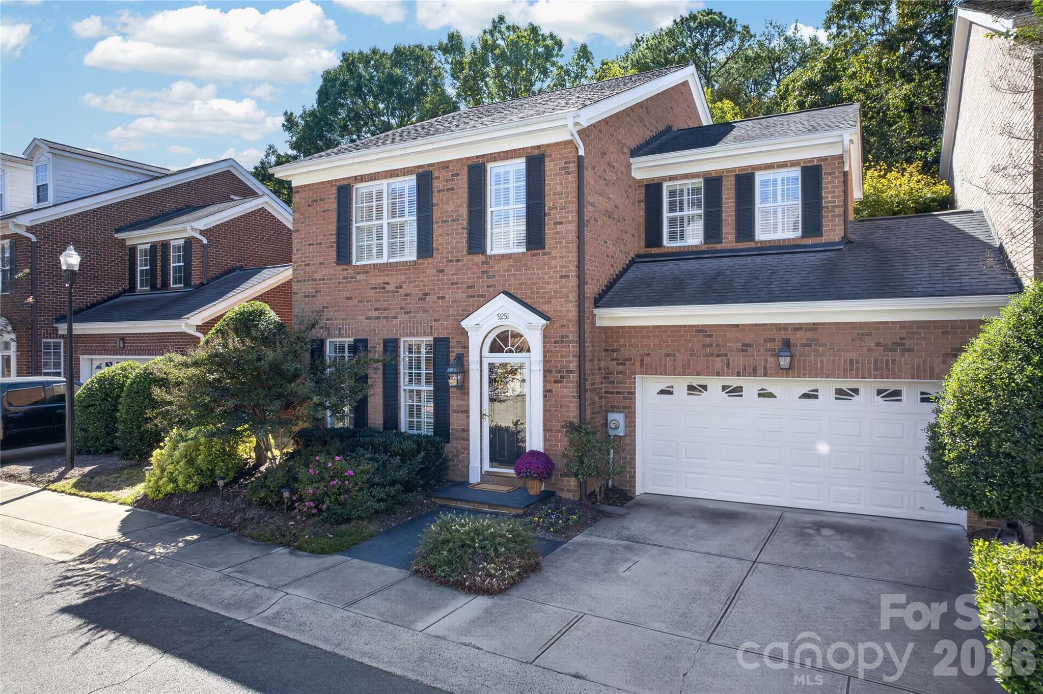 9251 Bonnie Briar Circle Property Photo 1