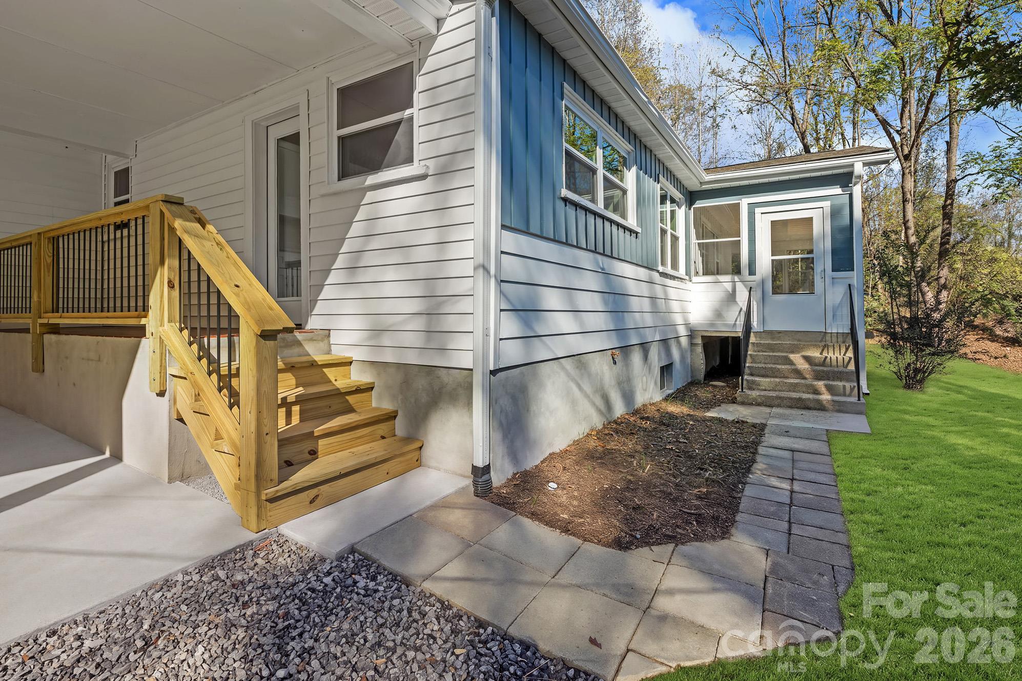 103 Craggy Ridge Lane Property Photo 2