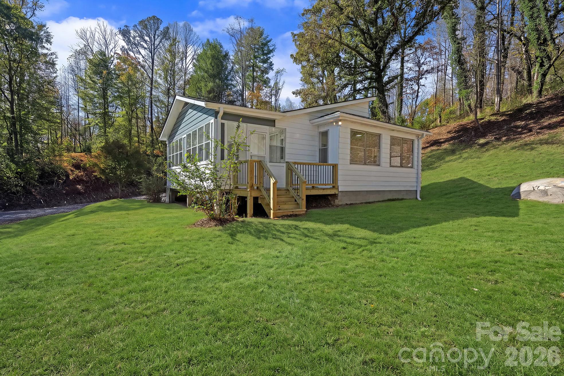 103 Craggy Ridge Lane Property Photo 23