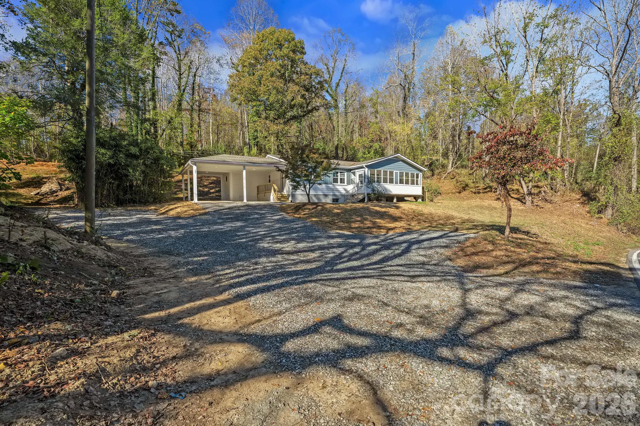 103 Craggy Ridge Lane Property Photo 25