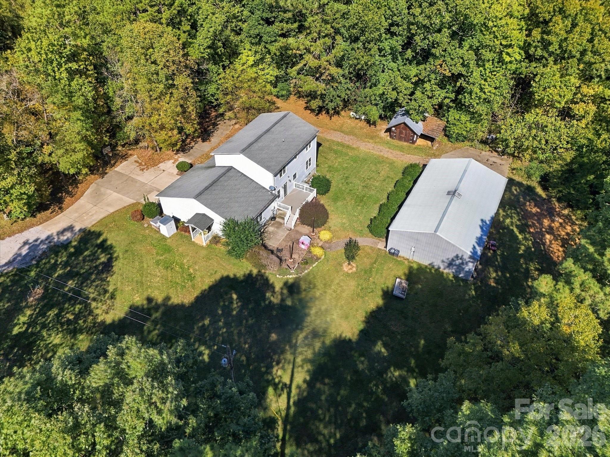 8898 Webb Road Property Photo 5
