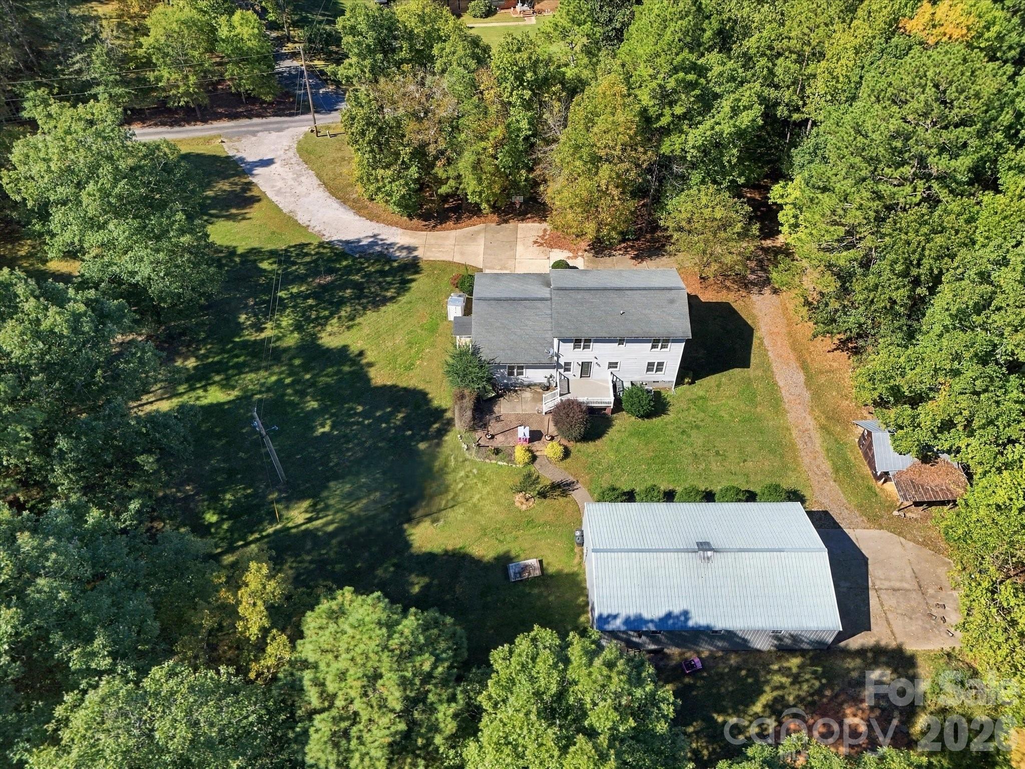 8898 Webb Road Property Photo 6