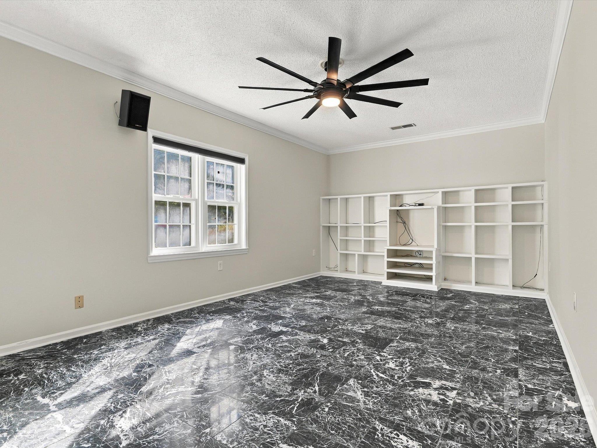 8898 Webb Road Property Photo 17