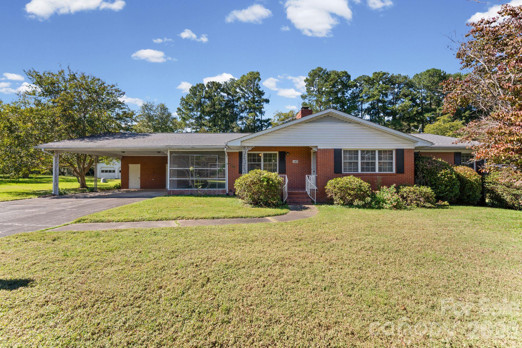 140 Winterlocken Road Property Photo 2