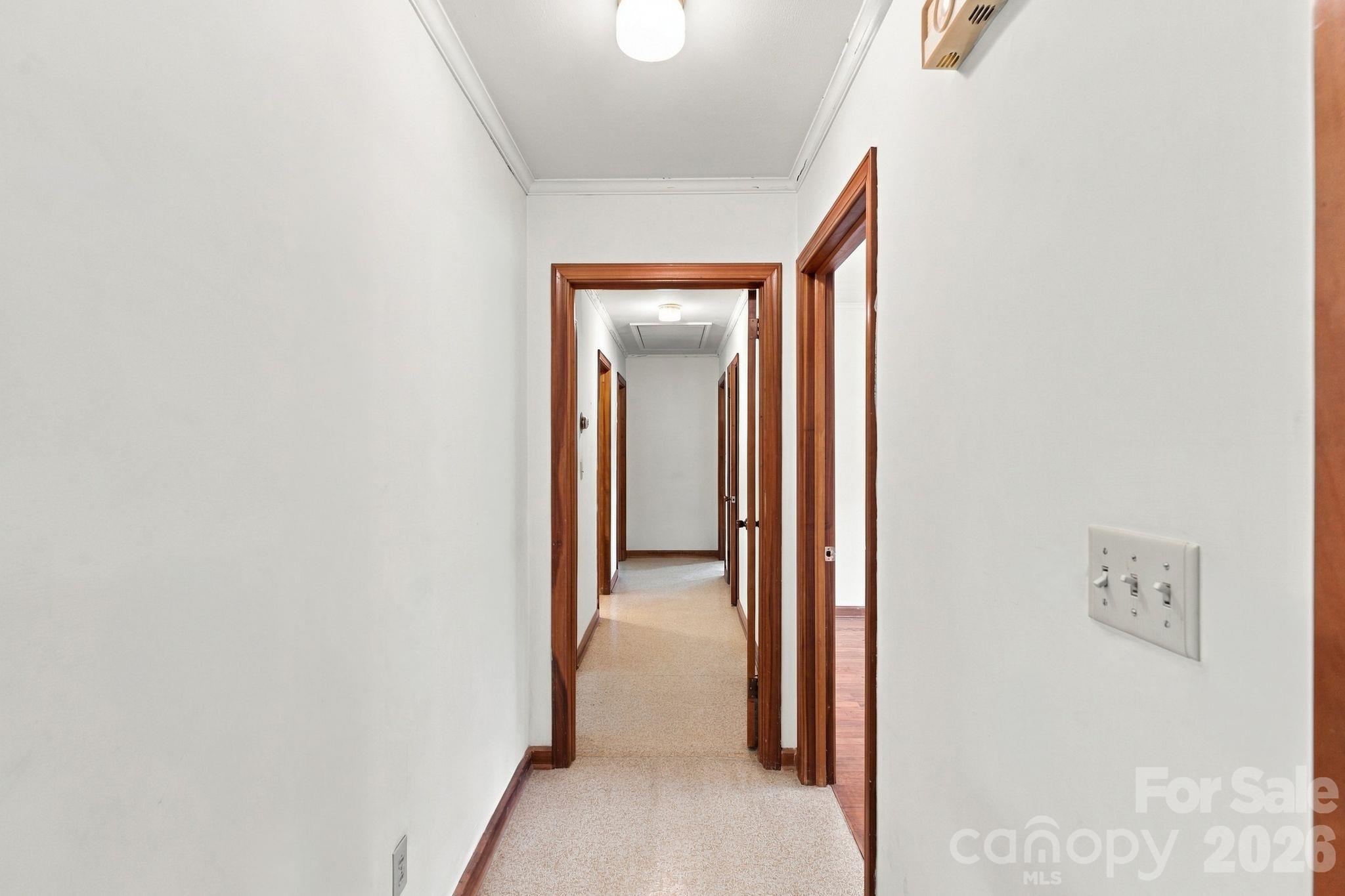 140 Winterlocken Road Property Photo 11