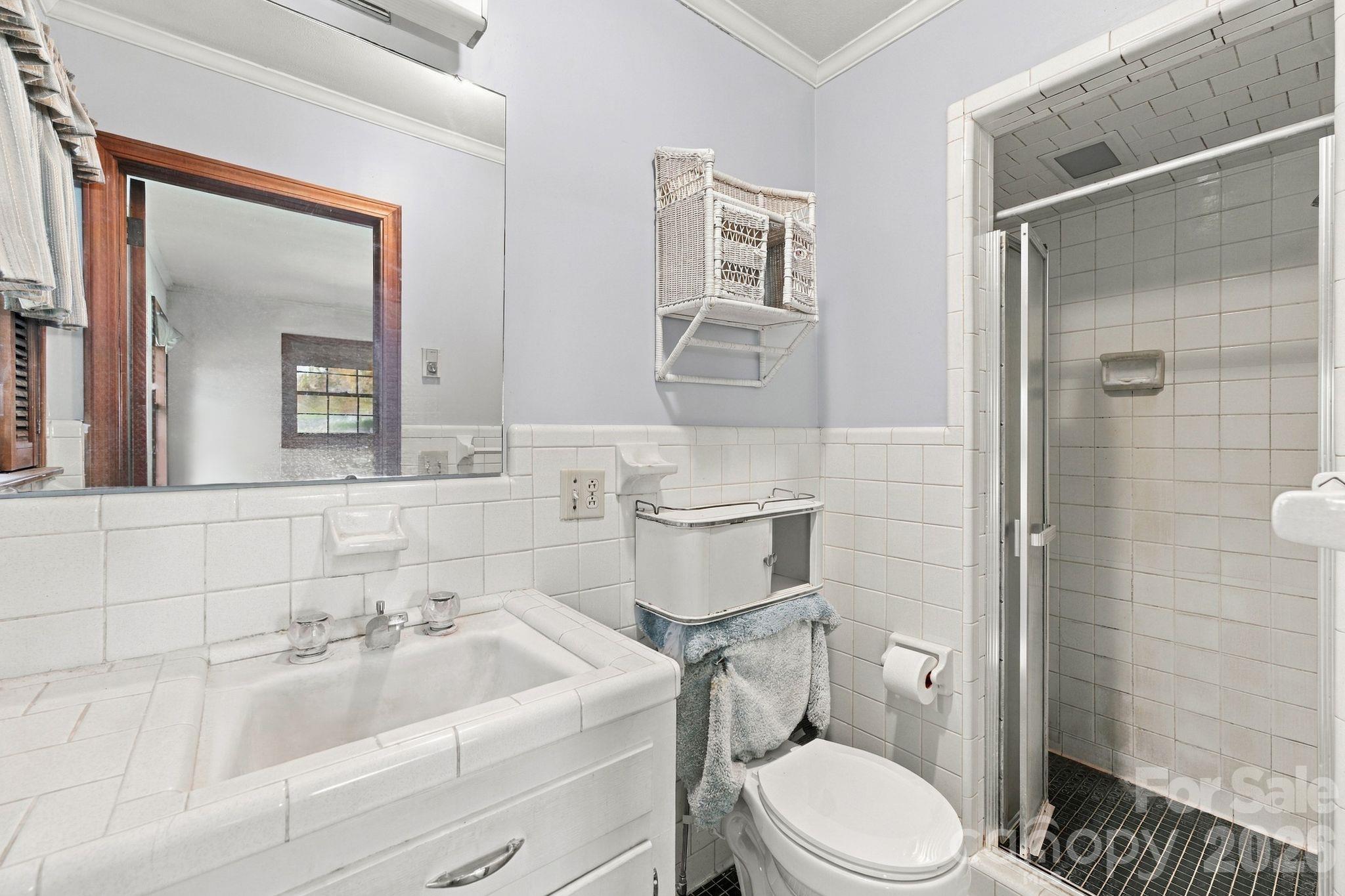 140 Winterlocken Road Property Photo 17