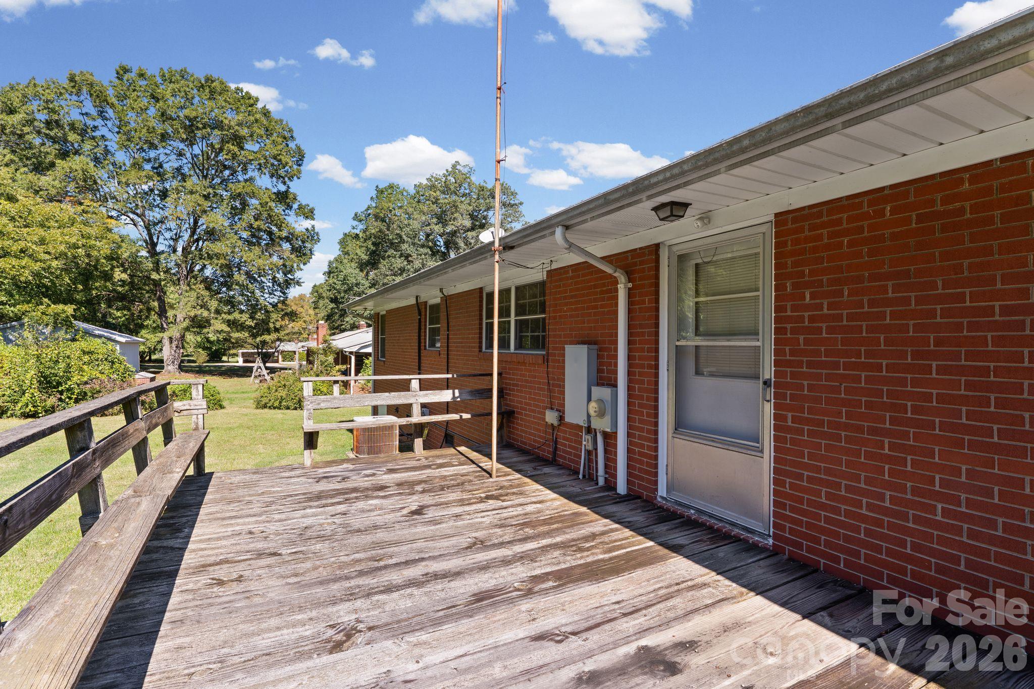140 Winterlocken Road Property Photo 23