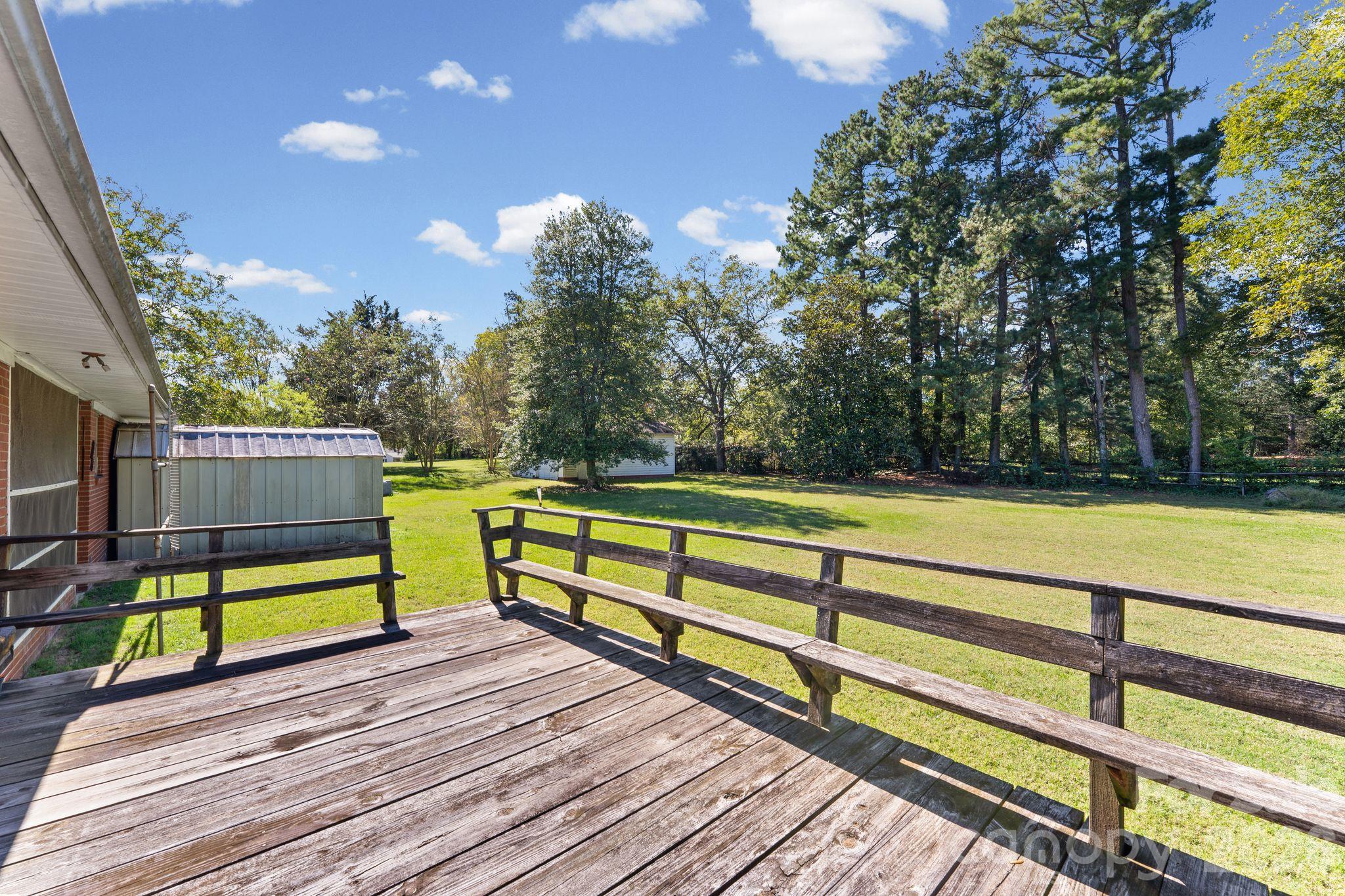 140 Winterlocken Road Property Photo 24