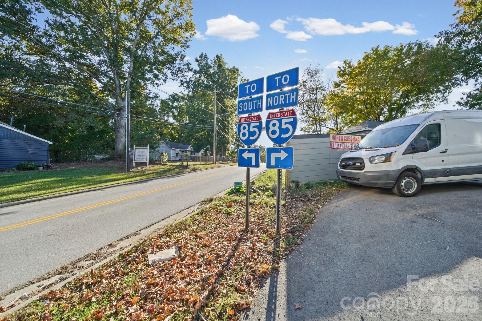 707 N Salisbury Avenue Property Photo 4