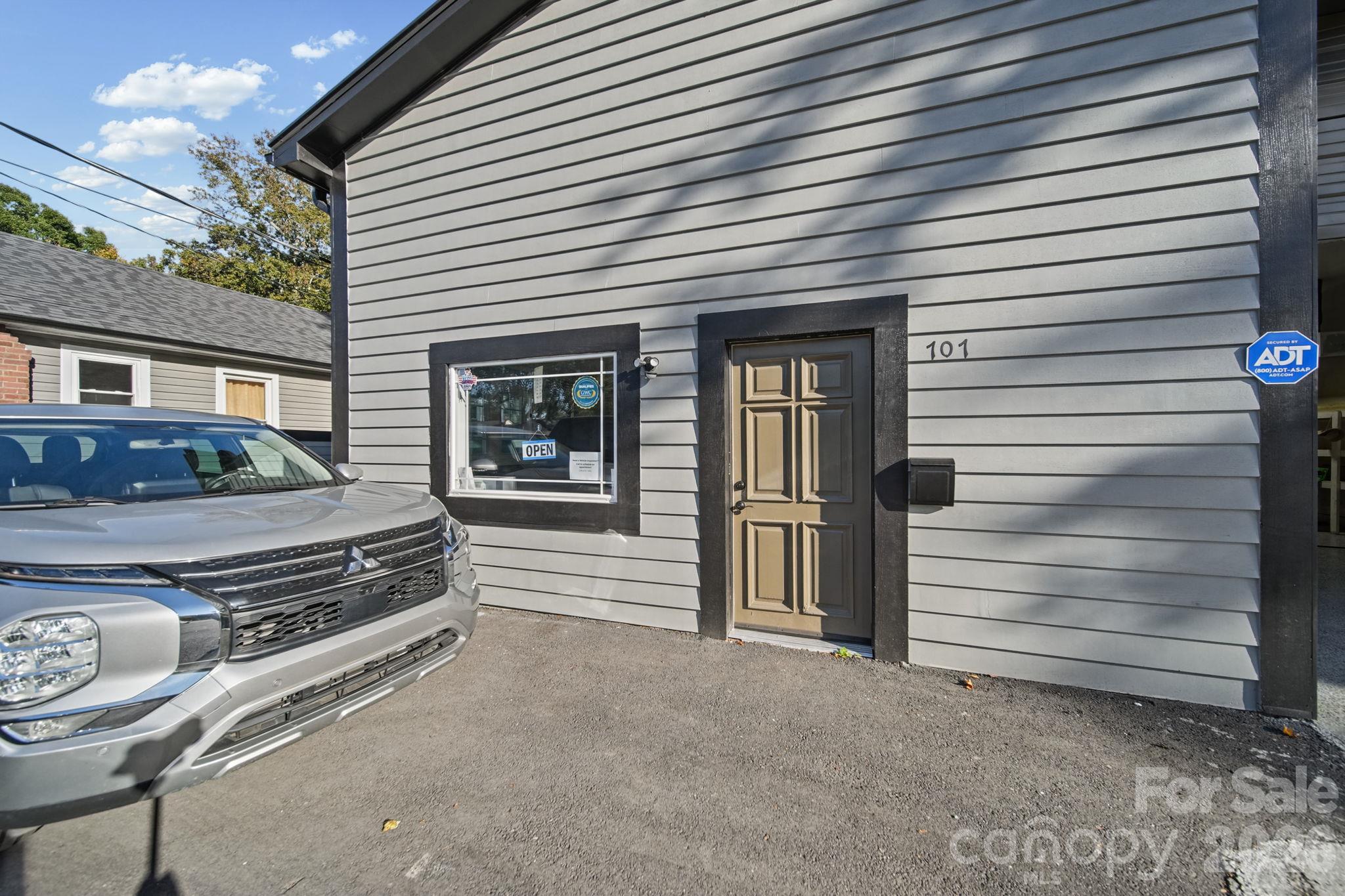 707 N Salisbury Avenue Property Photo 10